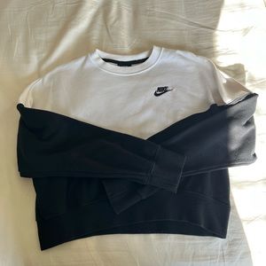 Nike dropped two toned sweatshirt